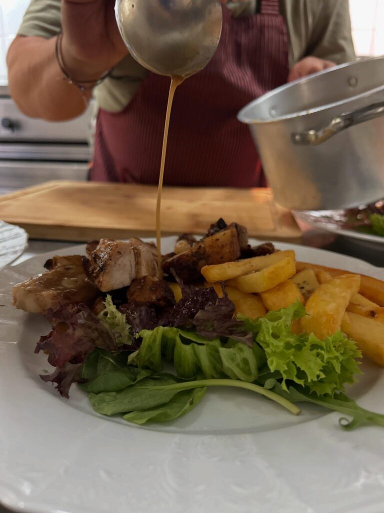 519003062 17912276118161713 1500250236757875409 n 768x1024