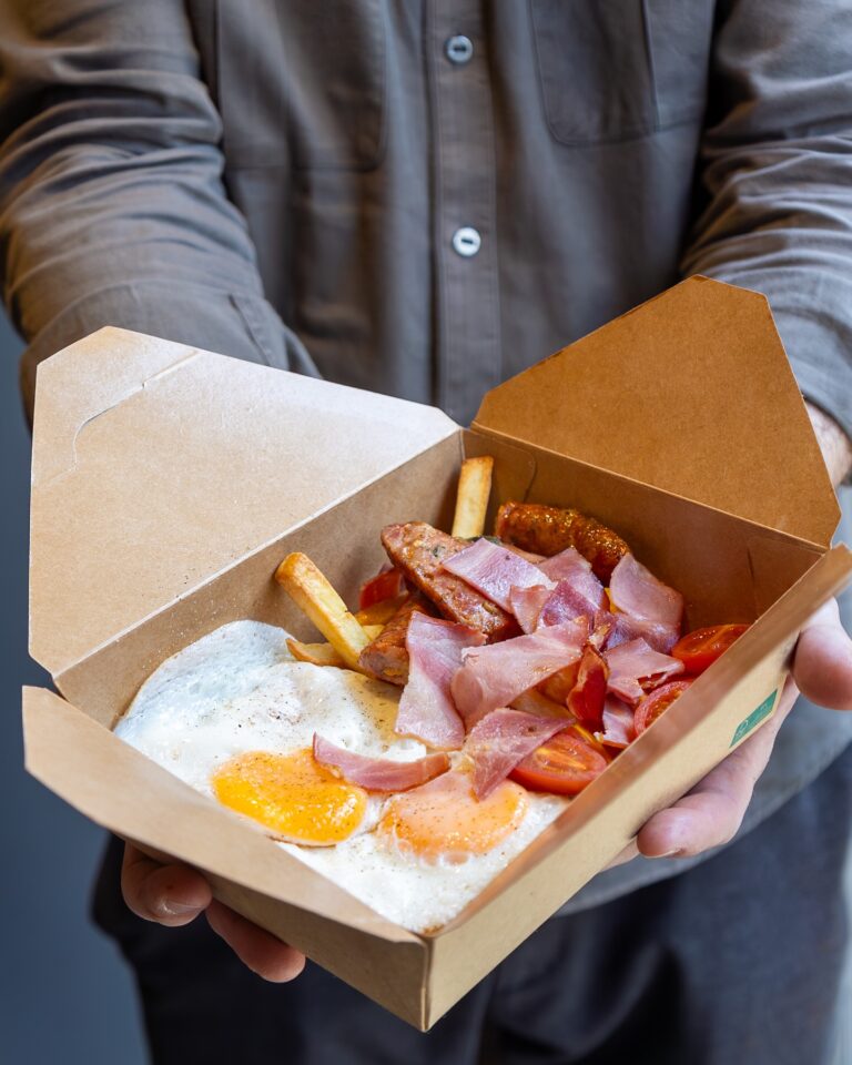 523956921 18090238831731709 259388393408638407 n 768x960