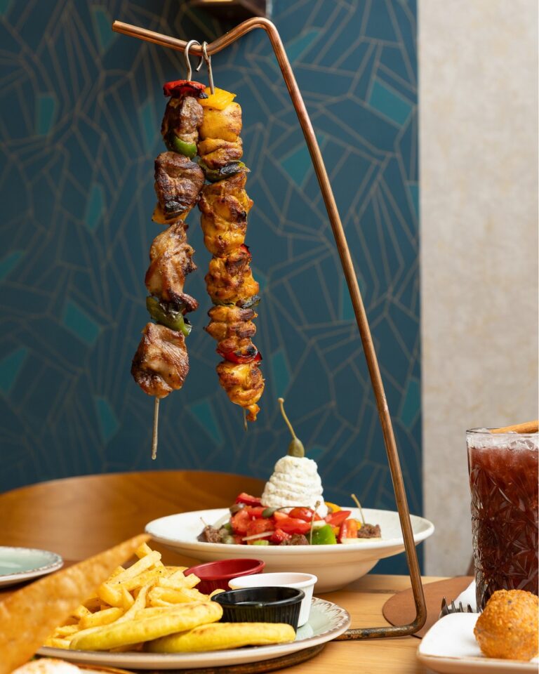 525987645 1077618174351787 2623411088448778088 n 768x960