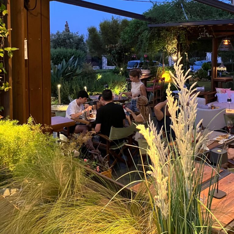 538836972 18482039089074695 6377850483513707115 n 768x768