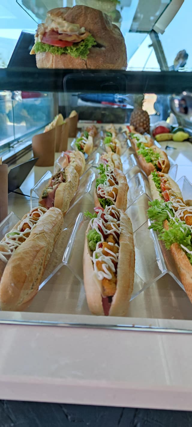 161576387 207719661140560 1583636114413999635 n