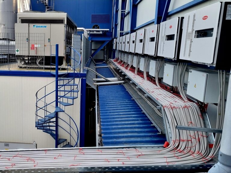 480506238 1135975644712372 2739306544157589934 n 768x576