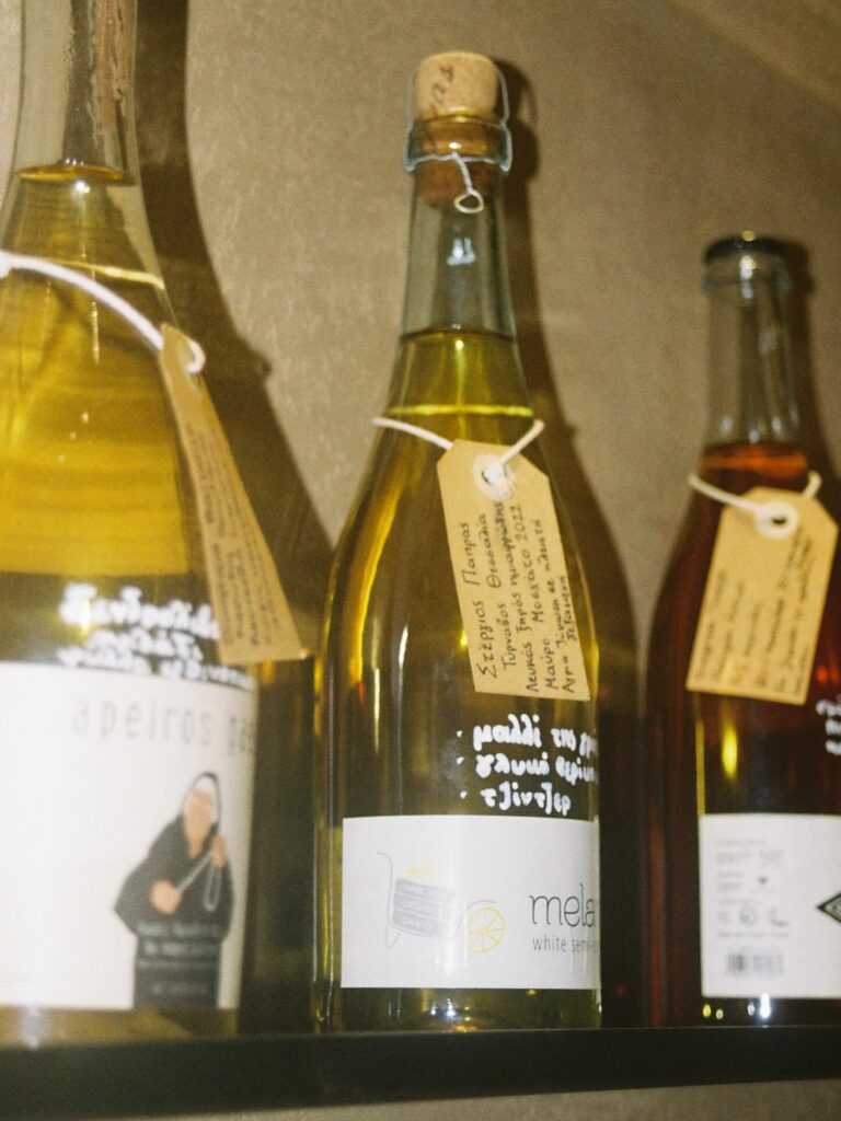 567637458 17953851453008765 6285629458994458163 n 768x1024